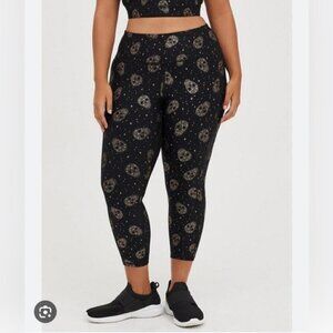 Torrid Performance Core Crop Active Legging With Side Pockets gold skull size 5